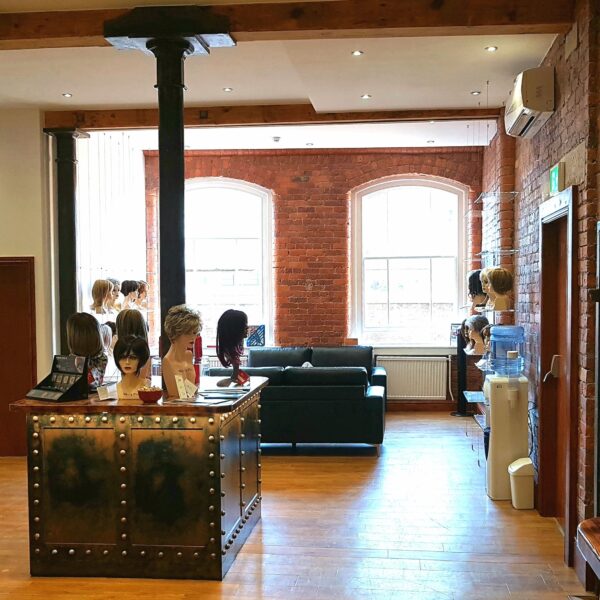 545mancNEW SALON 2 545mancNEW SALON 2